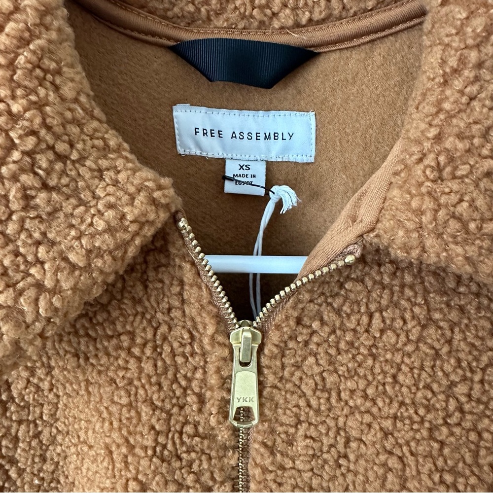 NWT Free Assembly Sherpa Teddy Bomber Style Jacket - Picture 3 of 5